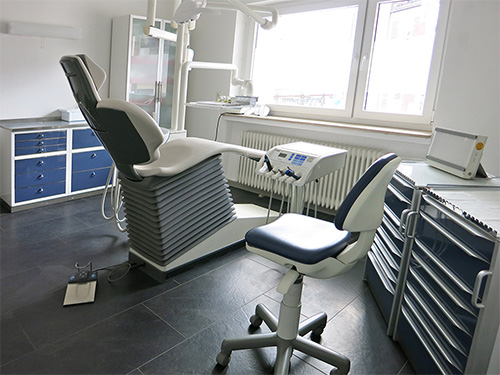 Unsere Einrichtung - Zahnarzt Bonn - Zahnarztpraxis Dr. Schaller